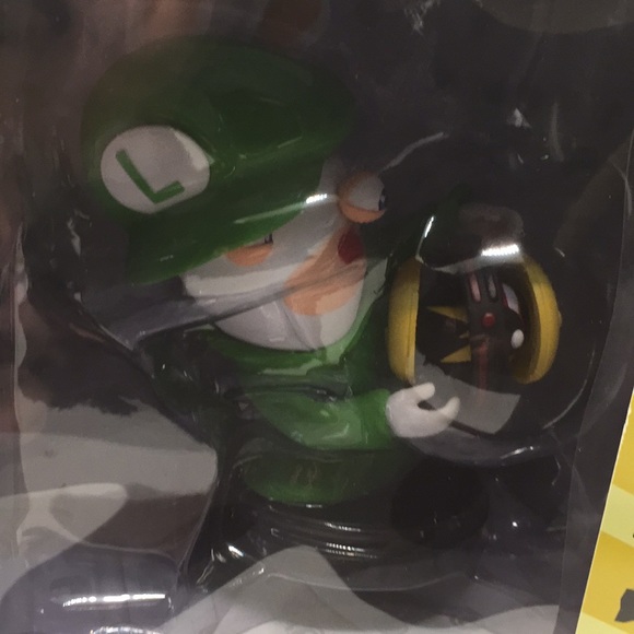 Nintendo Switch Mario Rabbids + Kingdom Battle Full Game + Rabbid Luigi Figurine - Picture 4 of 12